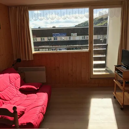 4 Pers Au Pied Des Pistes Avec Wifi - Fr-1-814-37 Apartment Besse-et-Saint-Anastaise